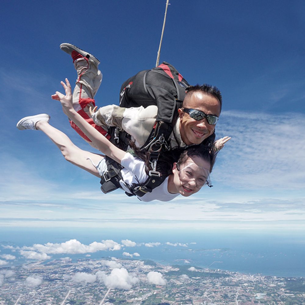 SKYDIVING THAILAND